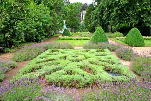 Welp Franse of formele tuin met strakke lijnen en symmetrie - Aanleg XT-25